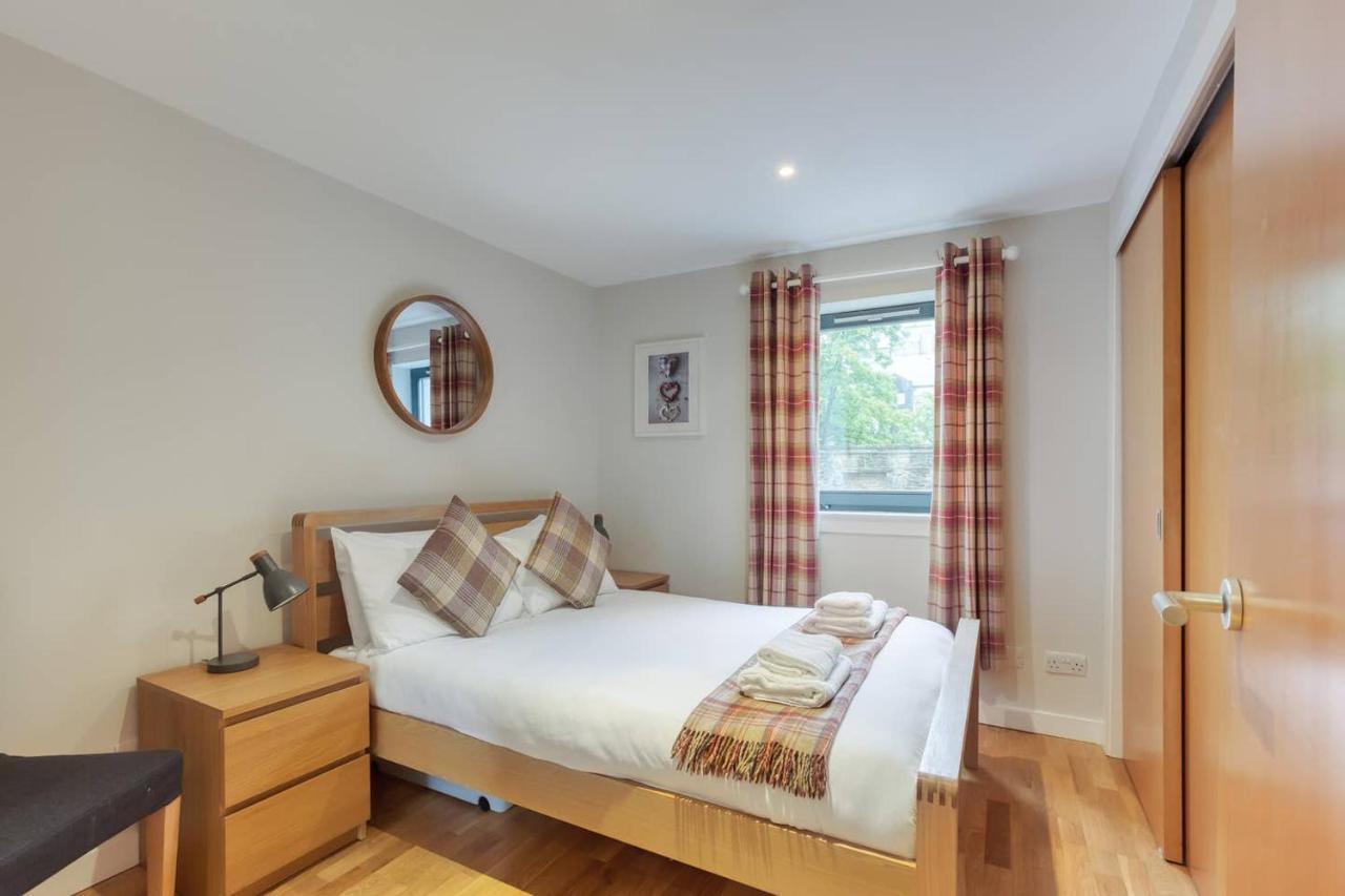 *Amazing Location!*In Heart Of The City. 2Br & Cot Édimbourg Extérieur photo