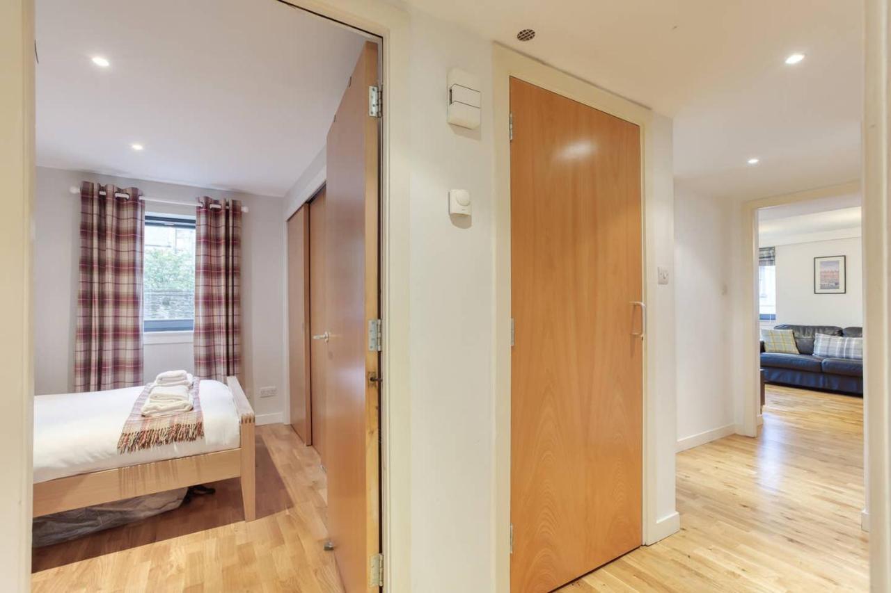 *Amazing Location!*In Heart Of The City. 2Br & Cot Édimbourg Extérieur photo